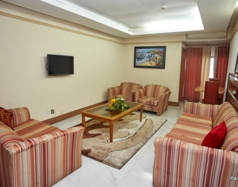 Rooms and Suites_4